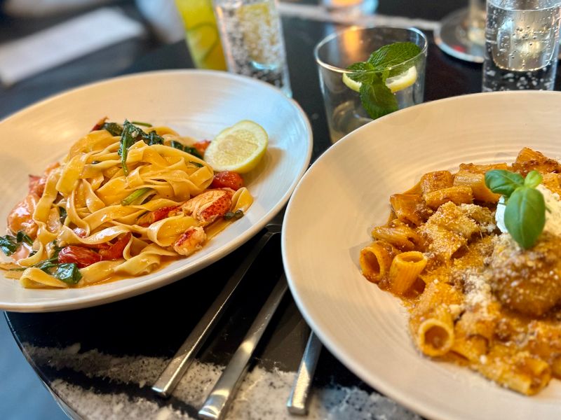 Consistently High Ratings And Rave Reviews Online