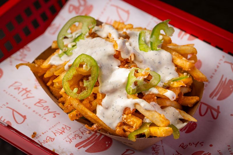 Classic American Sides That Complement Every Burger