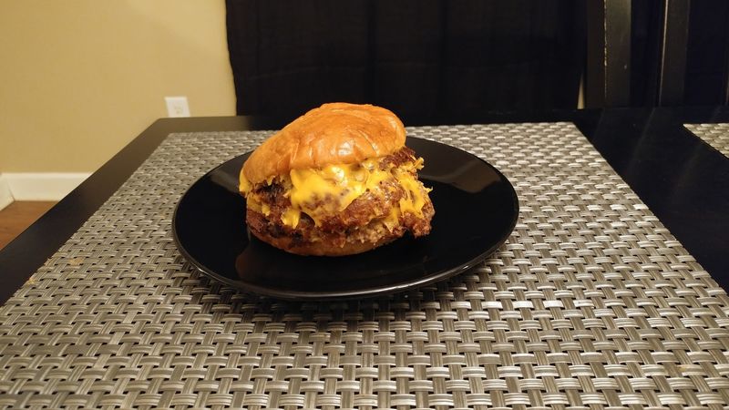 Smash Burgers That Keep People Coming Back