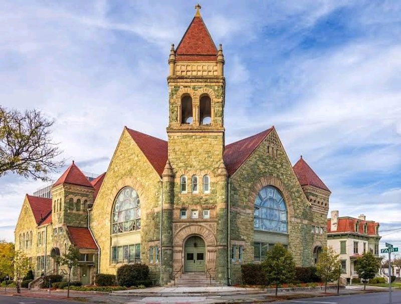 Kingston - Maritime Roots And Uptown Strolls