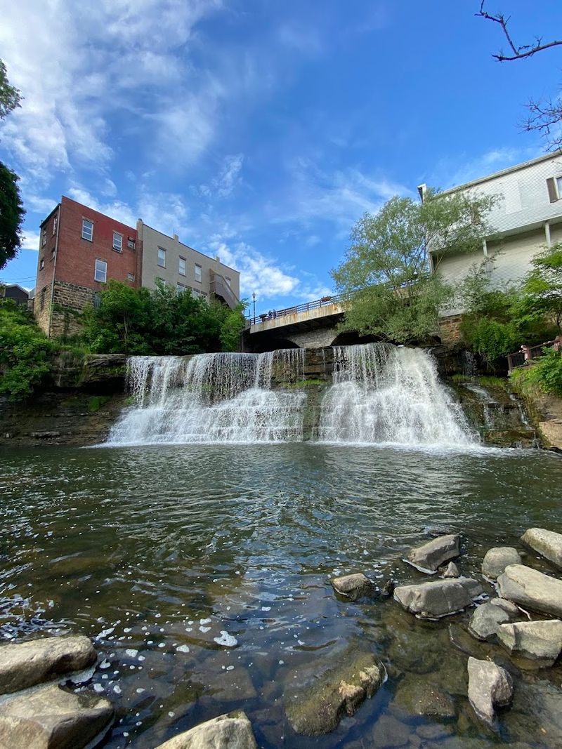 Chagrin Falls