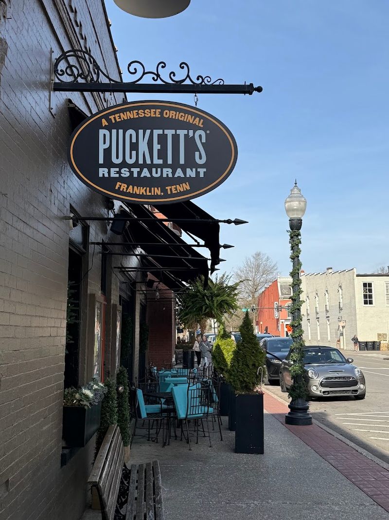 Puckett’s Grocery & Restaurant (Franklin)