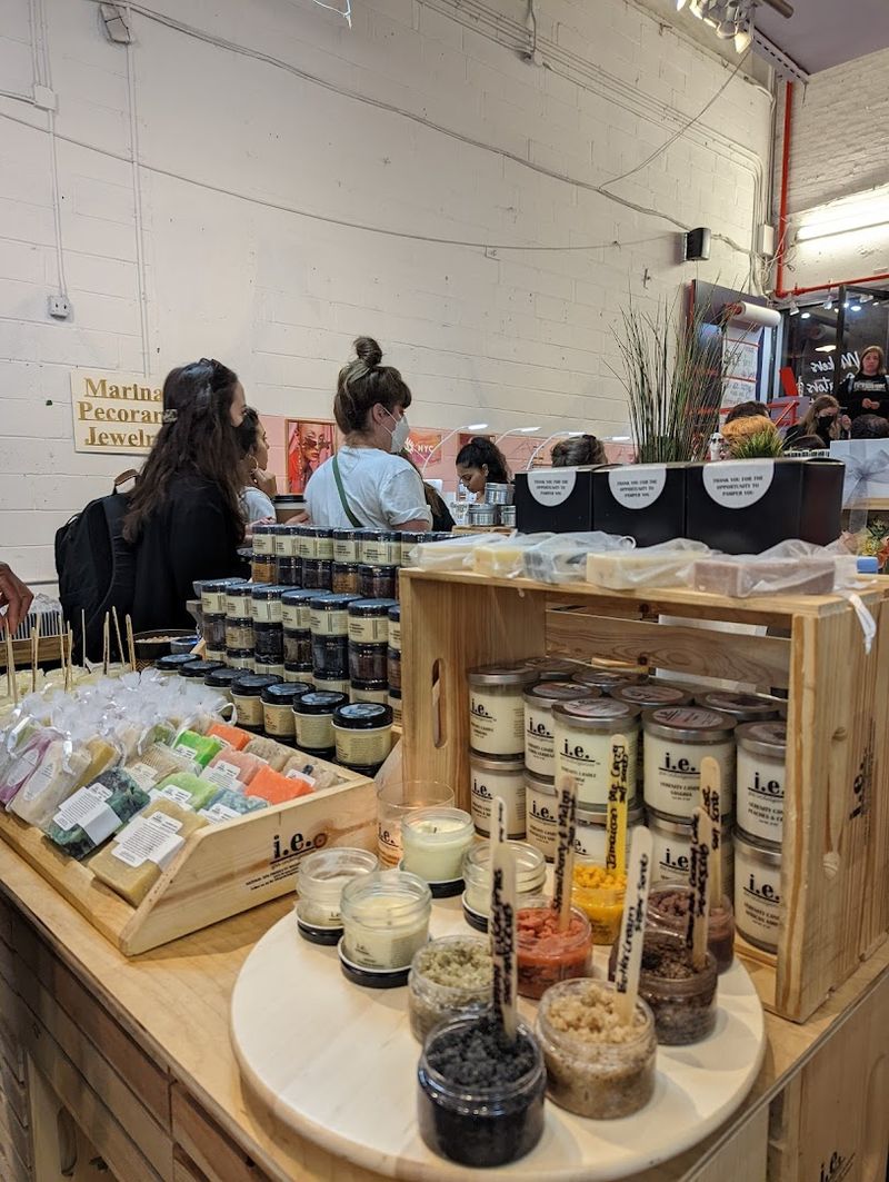 Handcrafted Body Products That Feel Like Self-Care