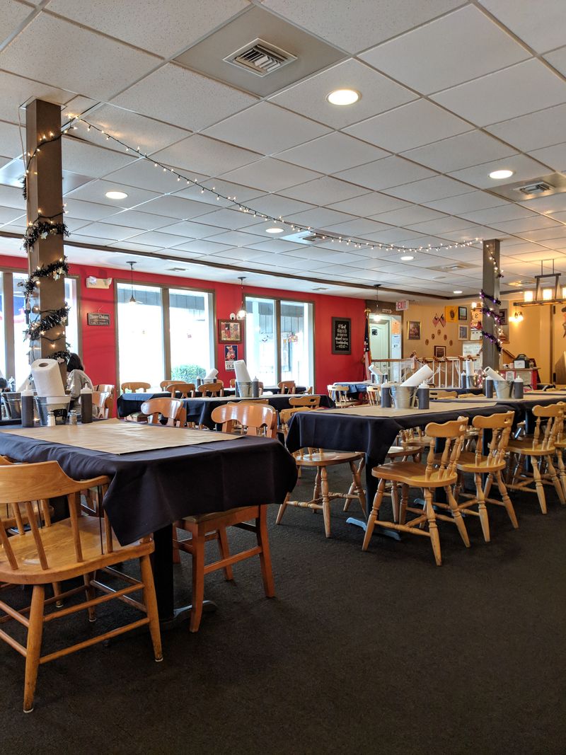 Heintzelmann's BBQ Pit – Ontario, NY (Finger Lakes)