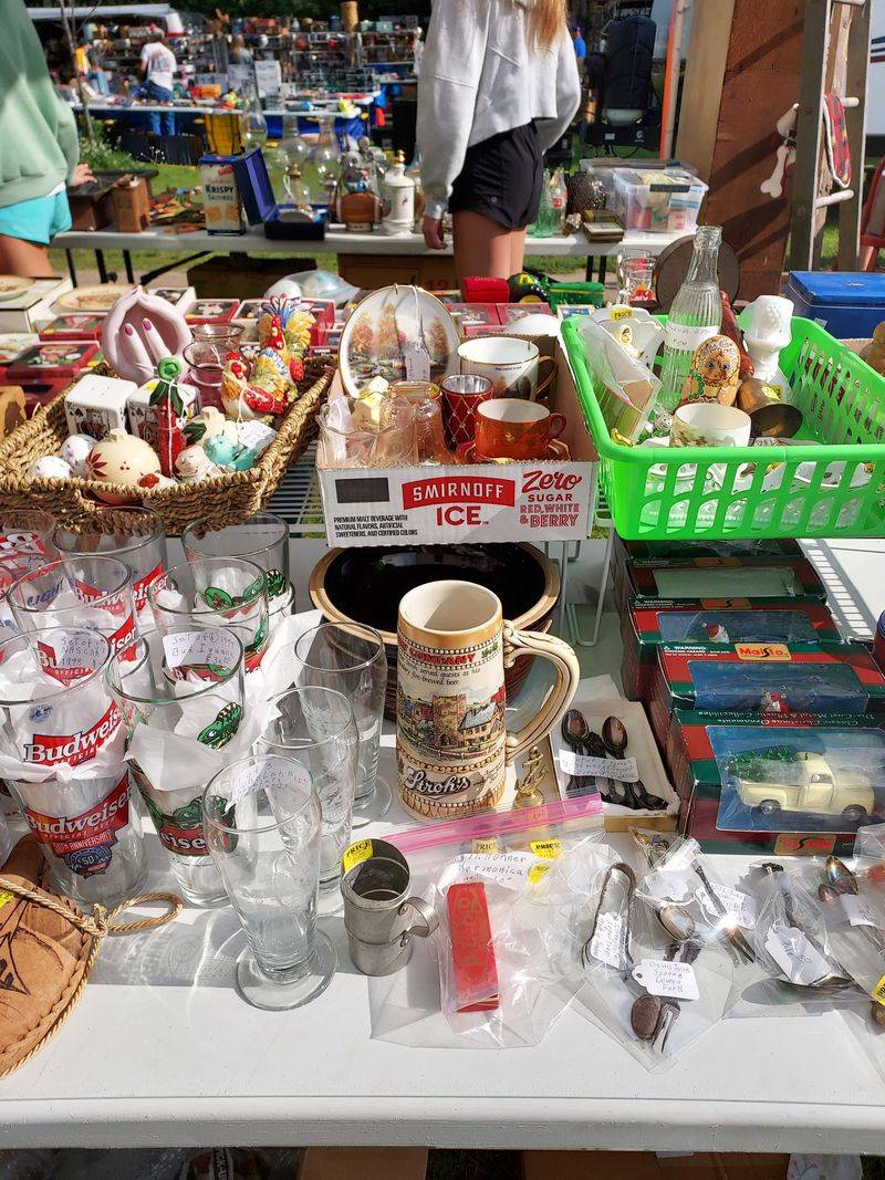 Early Arrivals Get First Pick Of The Best Deals