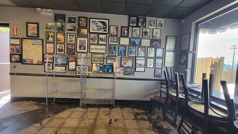 Joey's House Of Pizza Catering