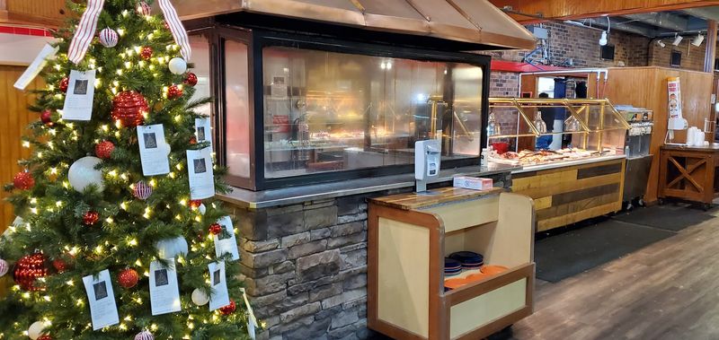 What Makes Austin's Stand Out Among Knoxville Buffets