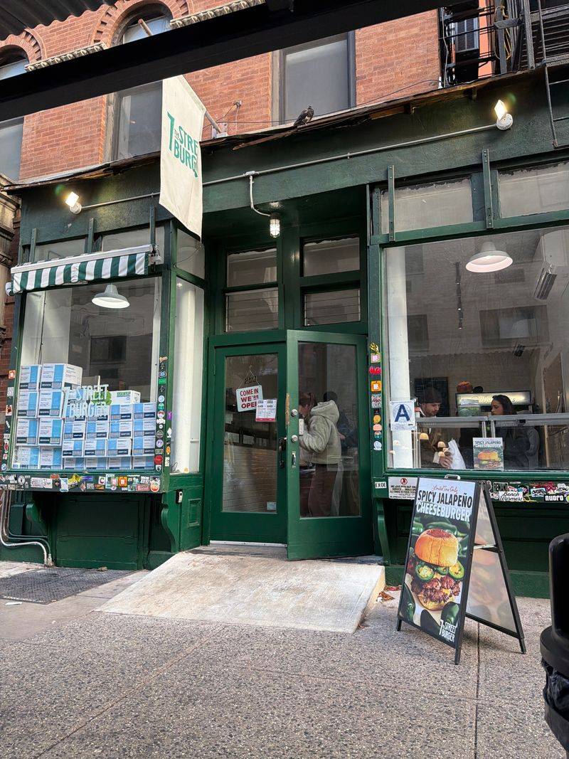 7th Street Burger Soho