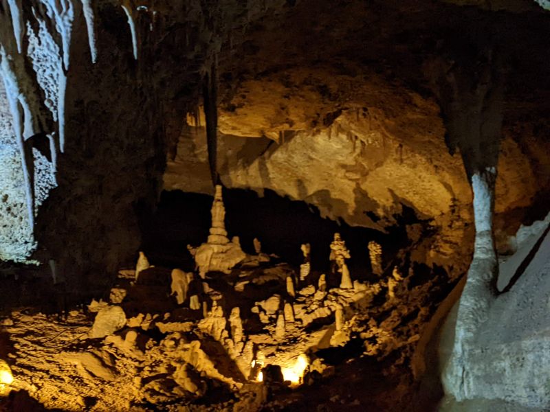 Cave Of The Winds Mountain Park – Manitou Springs