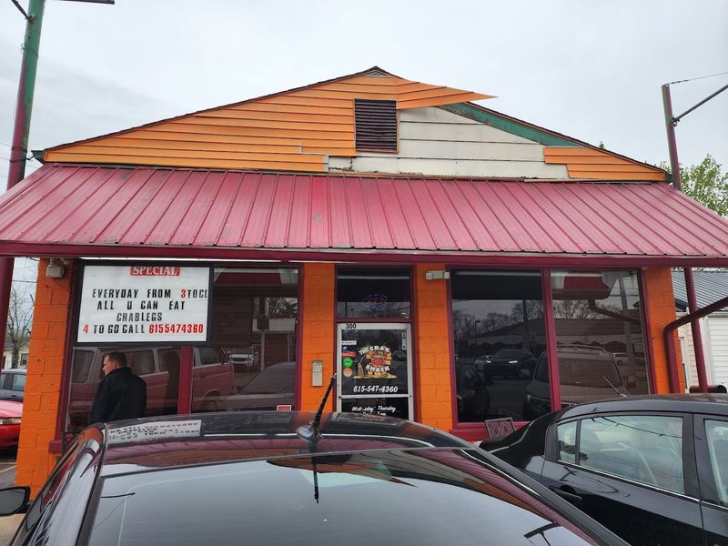 Accessibility, Parking, And Arrival Flow