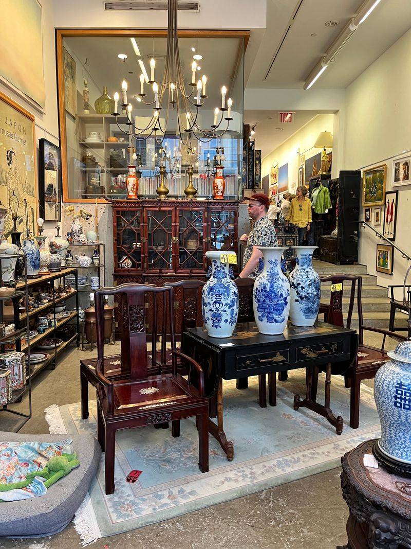 City Opera Thrift Shop – Manhattan