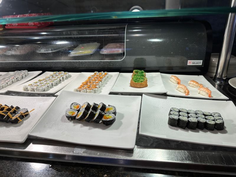 Asihi Hibachi & Buffet – 7648 US-70S Suite #1, Nashville, TN 37221