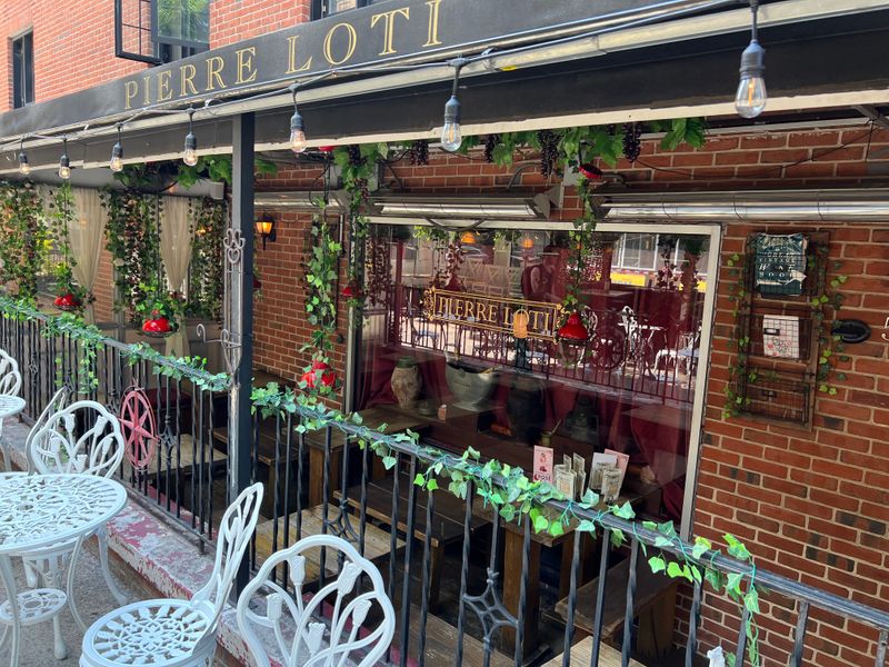 Pierre Loti Bar