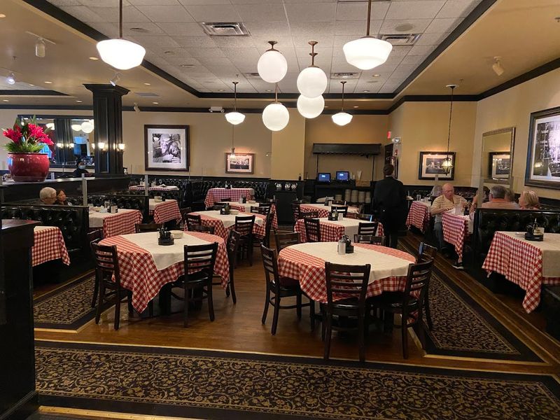 Maggiano's Little Italy Nashville