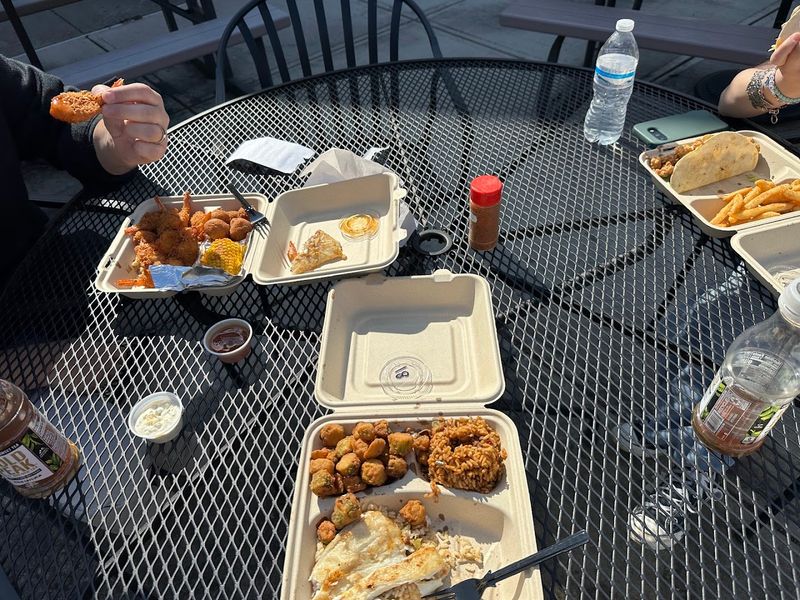 Fried Catfish That Holds Its Own Against Coastal Competition