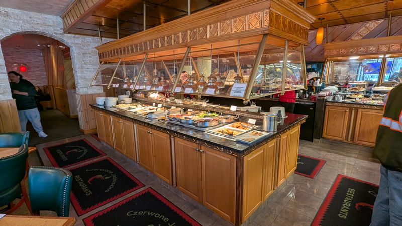 Red Apple Buffet-Restaurant