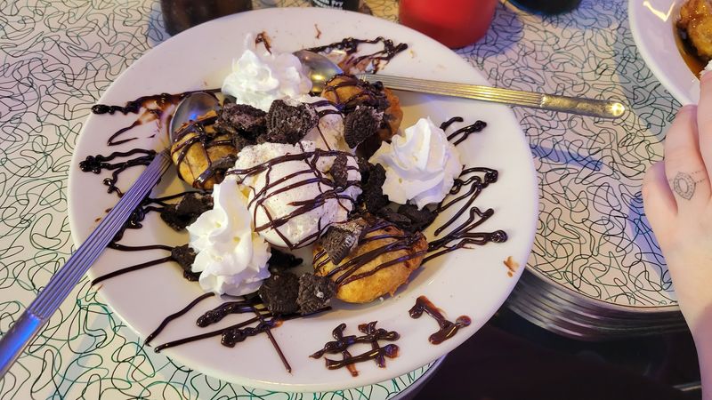 Desserts, Shakes, And Finishing Strong