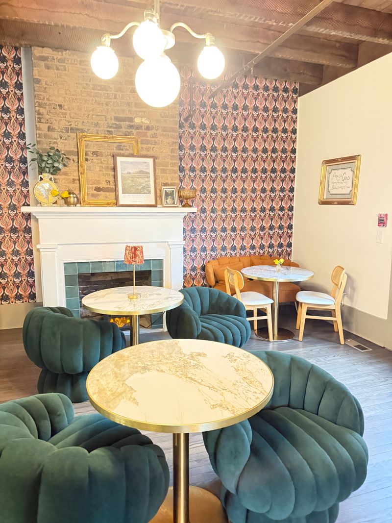 Atmosphere That Invites Conversation