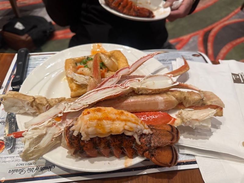 The Buffet At Valley View Casino (Buffet With Seafood Stations, Valley Center)