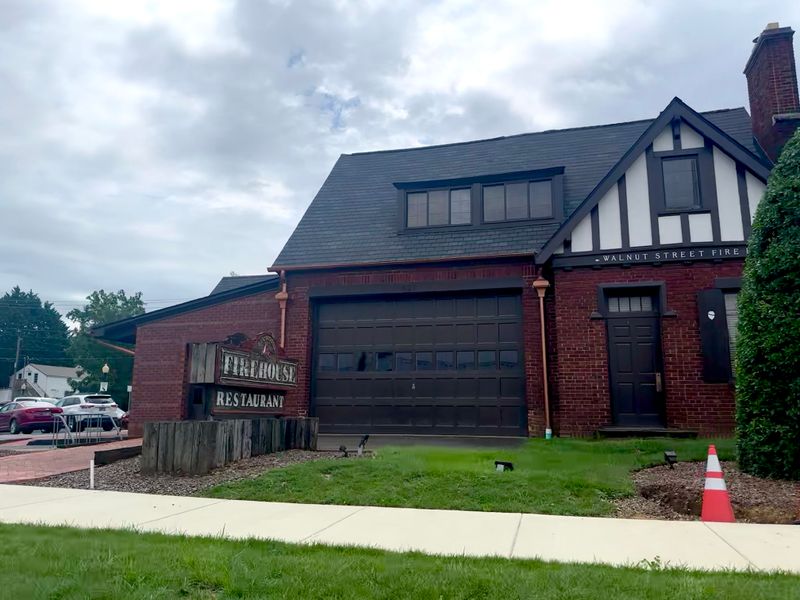 Practical Tips For A Peak Visit