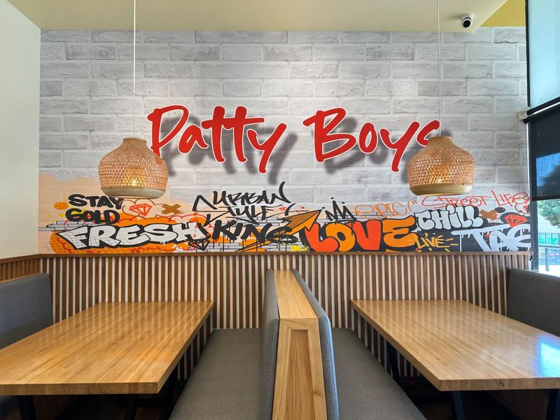 Casual, Friendly Atmosphere Perfect For Families And Friends