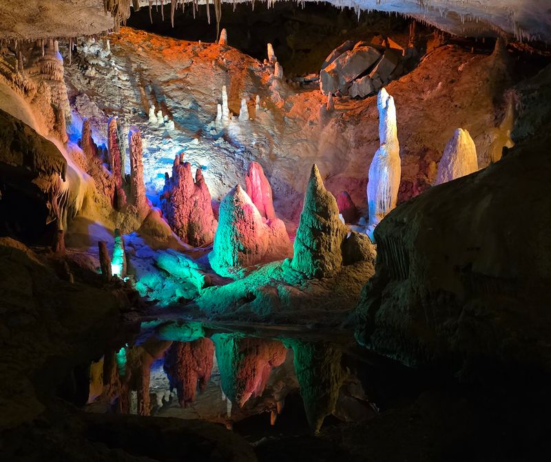 Forbidden Caverns – 455 Cavern Rd, Sevierville, TN 37876
