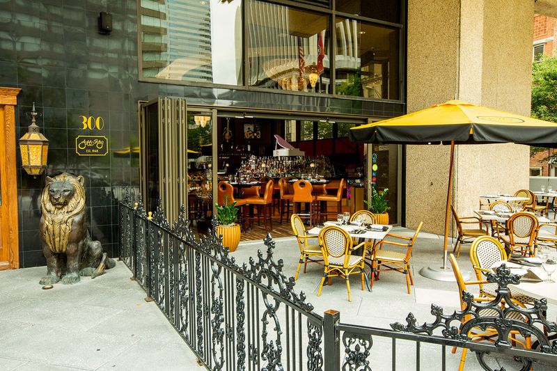 Jeff Ruby’s Steakhouse, 300 4th Ave N, Nashville, TN 37219