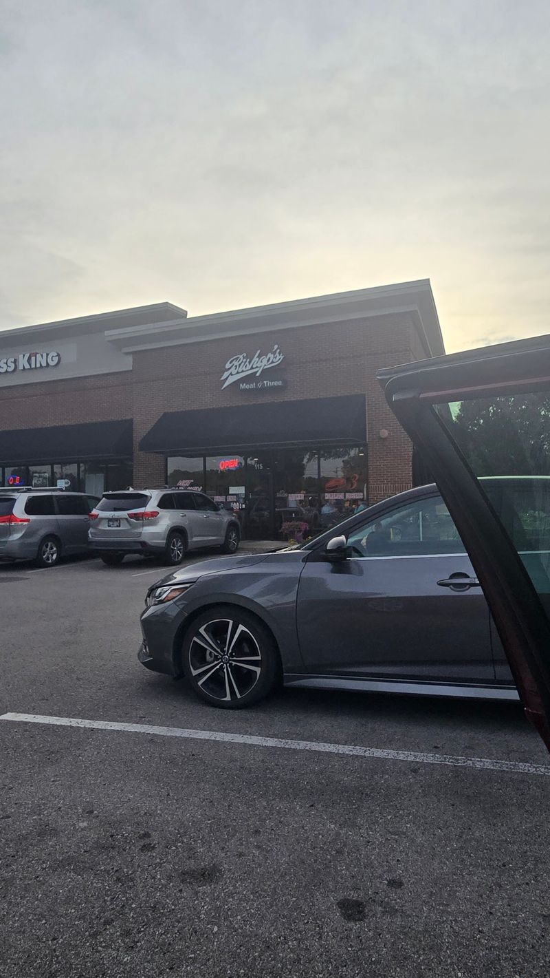 Parking, Accessibility, And Practical Logistics