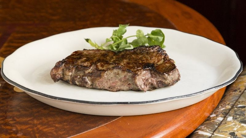 A Filet Mignon That's Tender Without Losing Its Bite