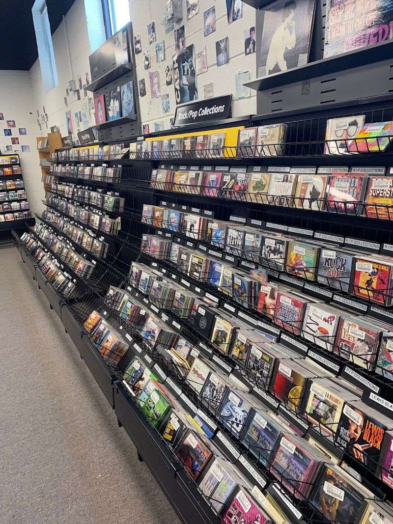 McKay's: The Ultimate Book Treasure Hunt