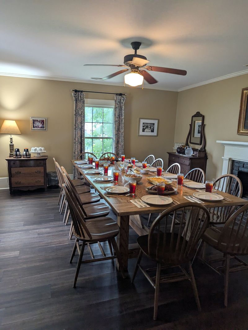 What The Dining Rooms Feel Like