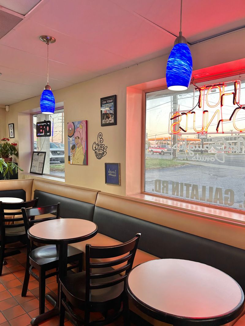 McGaugh's Donuts – 1111 S Gallatin Pike, Madison, TN 37115
