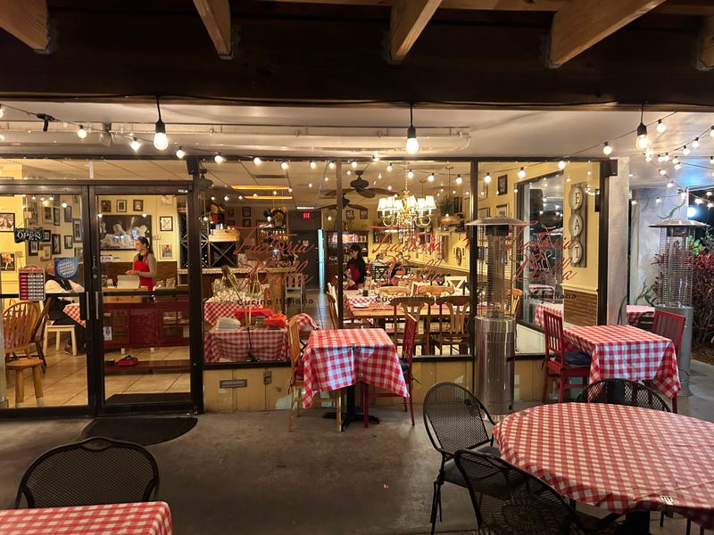 Trattoria Bella