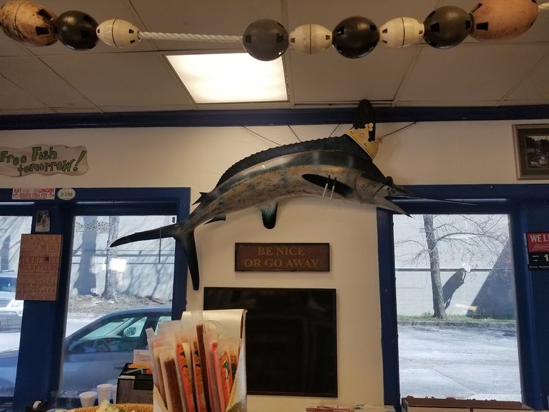 The Dock-Style Interior That Sets The Mood Right