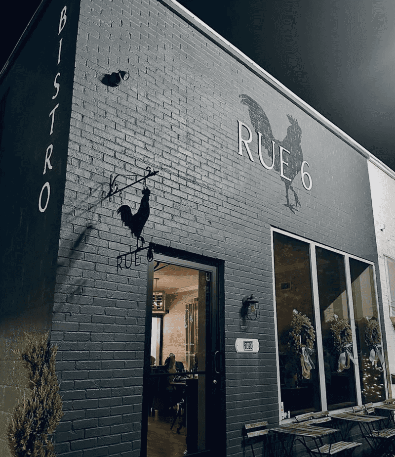 Rue 6 Bistro, Columbia