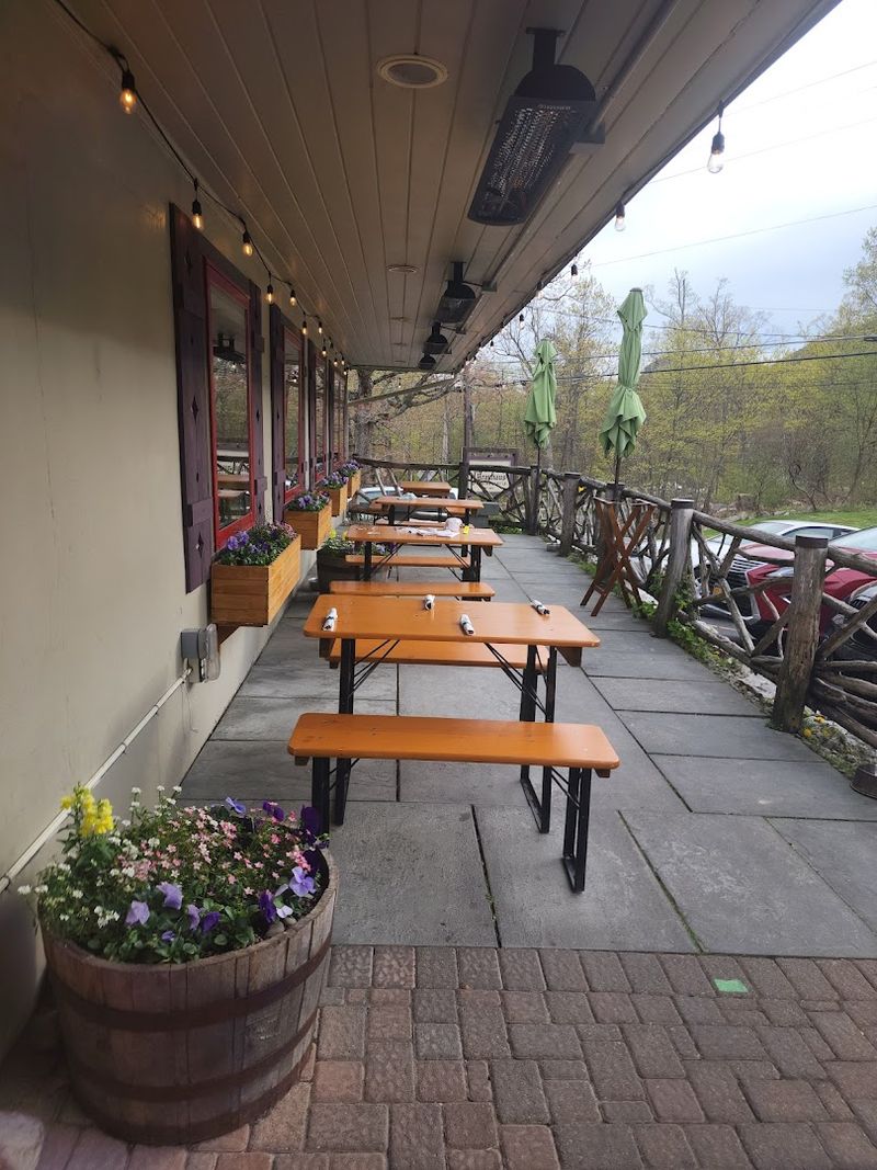 Mountain Brauhaus (Gardiner)