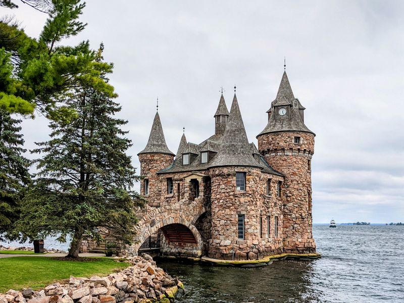 The Power House And Yacht House, Built For A River Life