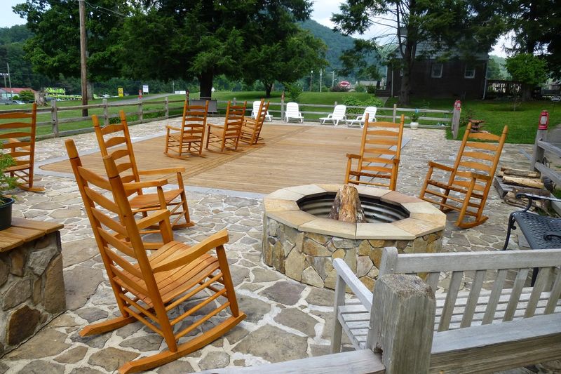 Townsend Offers A Quieter Gateway To The Smokies