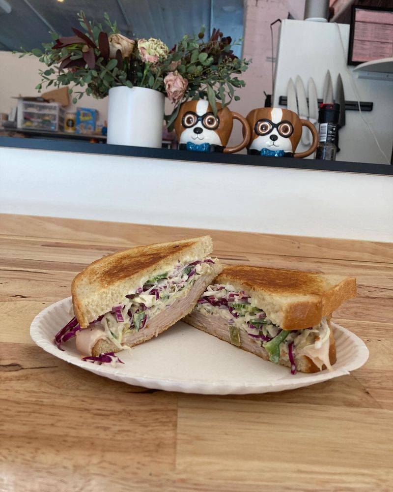 Ollie & Finn's Counter – 510 N Garden St suite H, Columbia, TN 38401