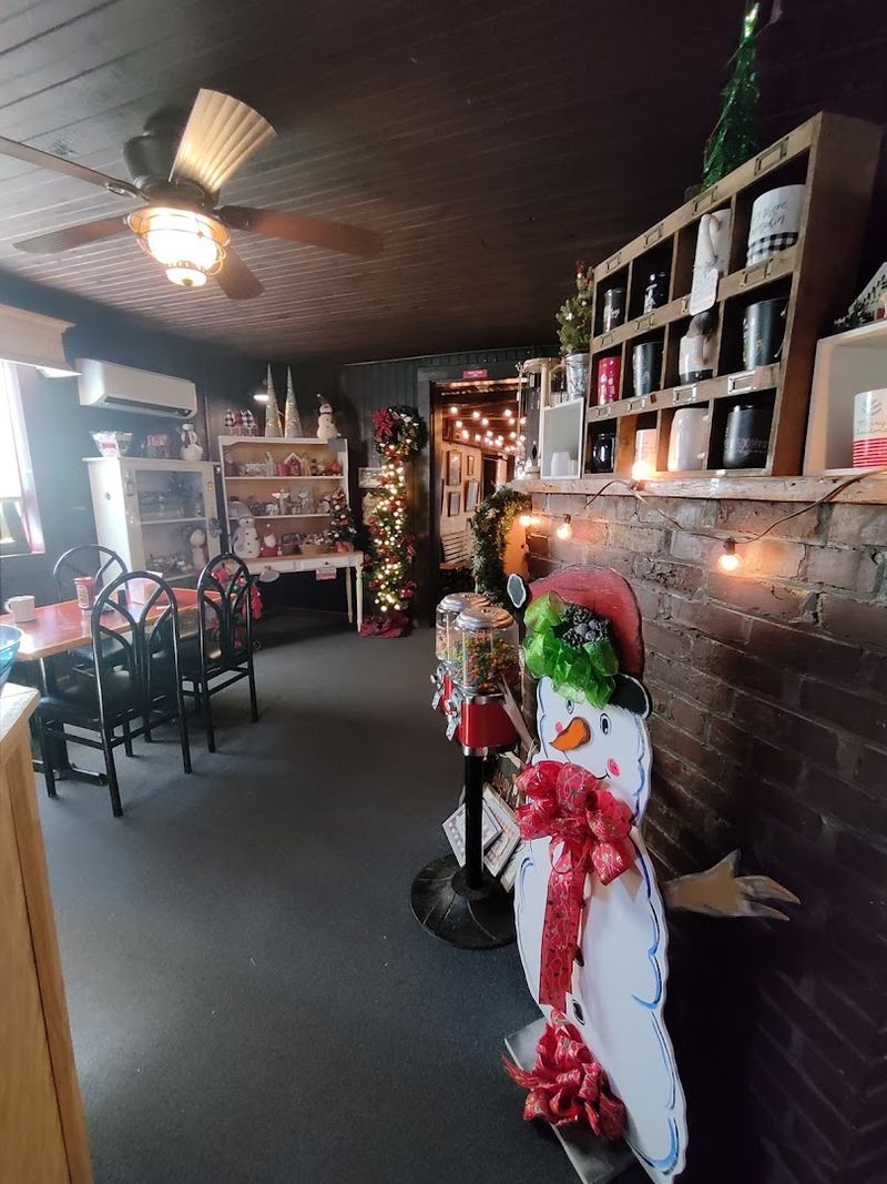 The Beacon Light Tea Room