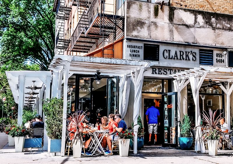 Clark Street Diner