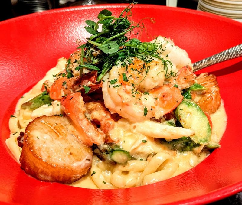 A Menu That Balances Pasta, Seafood, And Veal