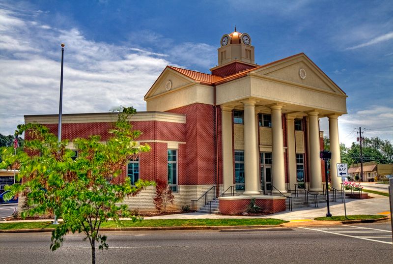 A Slower Pace Defines Everyday Life In Hartwell