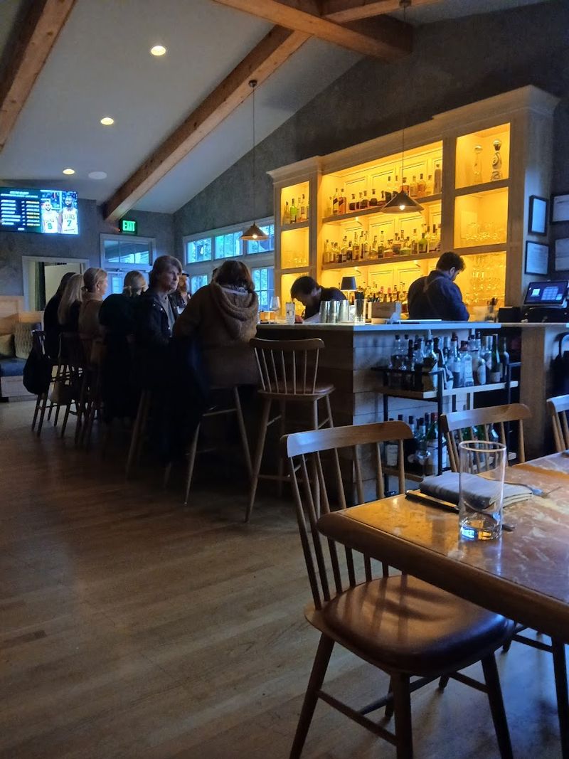 Service Rhythm And Table Pace