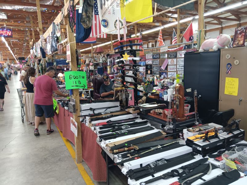 111 Flea Market – 4481 Cookeville Hwy, Cookeville, TN 38506