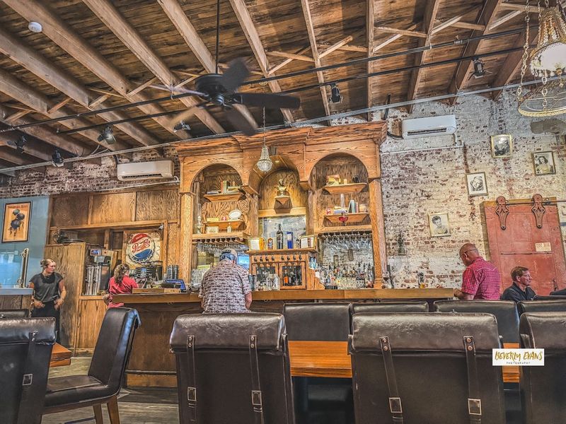 Marioochi's Pizzeria