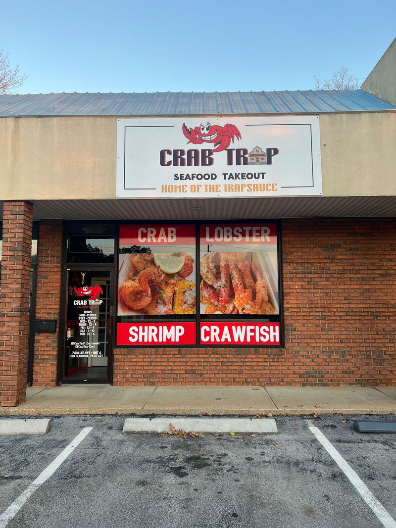 Crab Trap Seafood Takeout, 7510 Lee Hwy Unit 6, Chattanooga, TN 37421