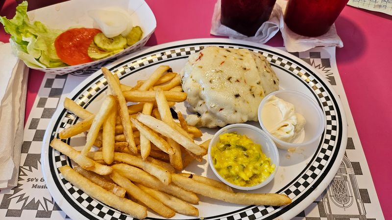 Why Angel's Dining Car Is A Must-Visit Stop On Any Florida Road Trip