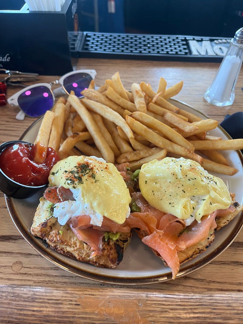 Practical Notes For A Smooth Visit