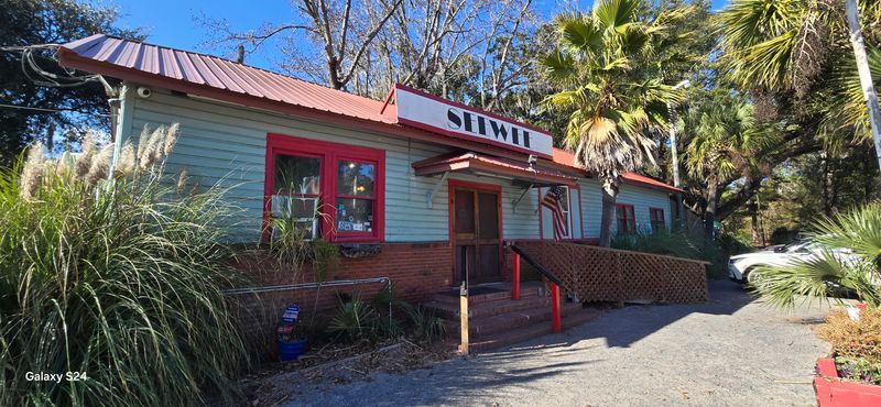 SeeWee Restaurant (Awendaw)